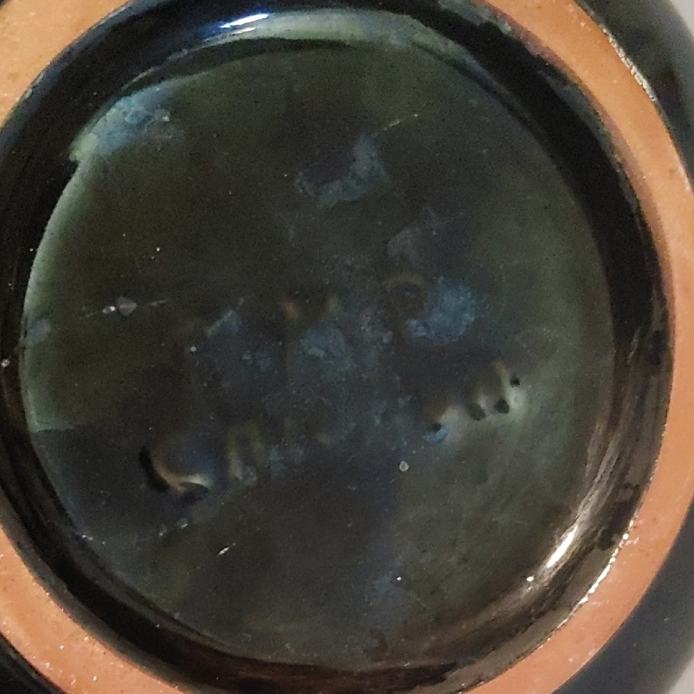 BMP Artisan Crafted Emerald Vase - Picture 2 of 4